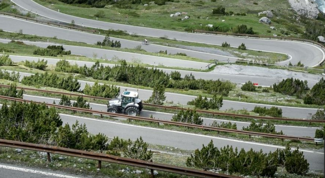 Tools of the Trade: Electric Handpieces for Optimal Precision image 2