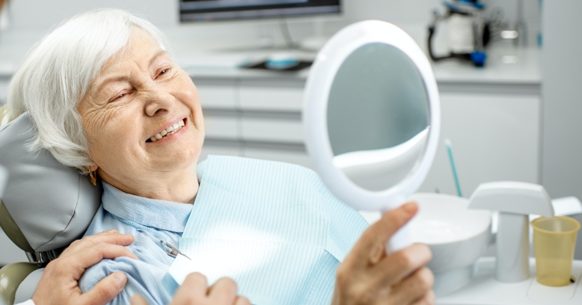 Loading Protocols for Implant Overdentures: To Wait or Not to Wait? Dichter loading protocals for implants 01