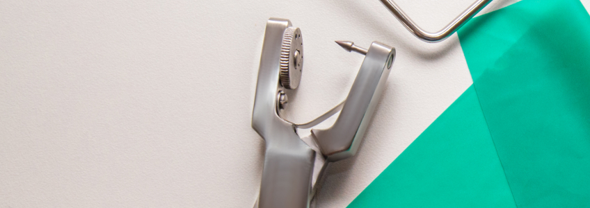 efrver Ainsworth rubber dam punch used to create correctly sized holes for tooth isolation during dental procedures