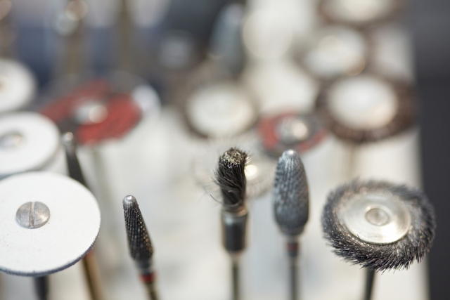 5 Considerations for Better and Faster Crown Preparations John Carson 5 Considerations for Better and Faster Crown Preparations Figure 2